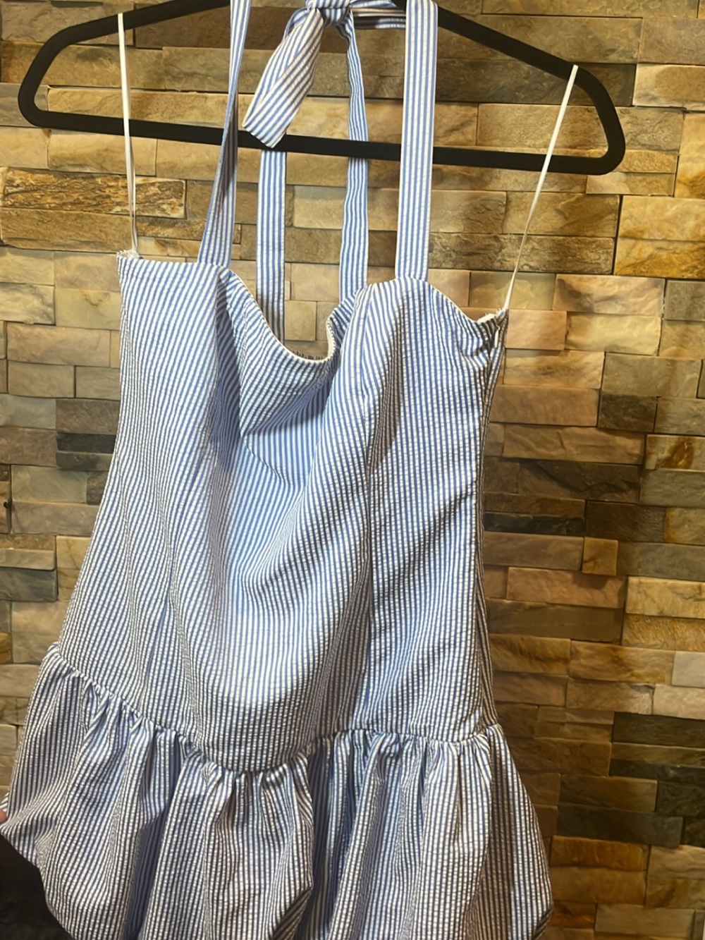 EDIKTED bubble blue stripes halter mini dress - Picture 2 of 7